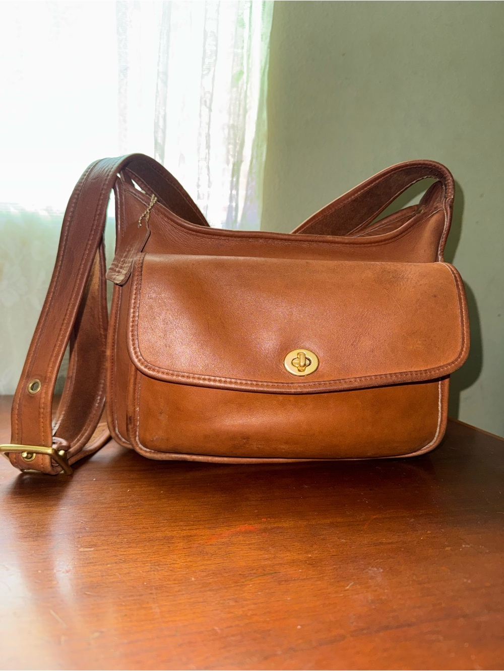 Coach Taft Vintage Crossbody Bag - Picture 1 of 12
